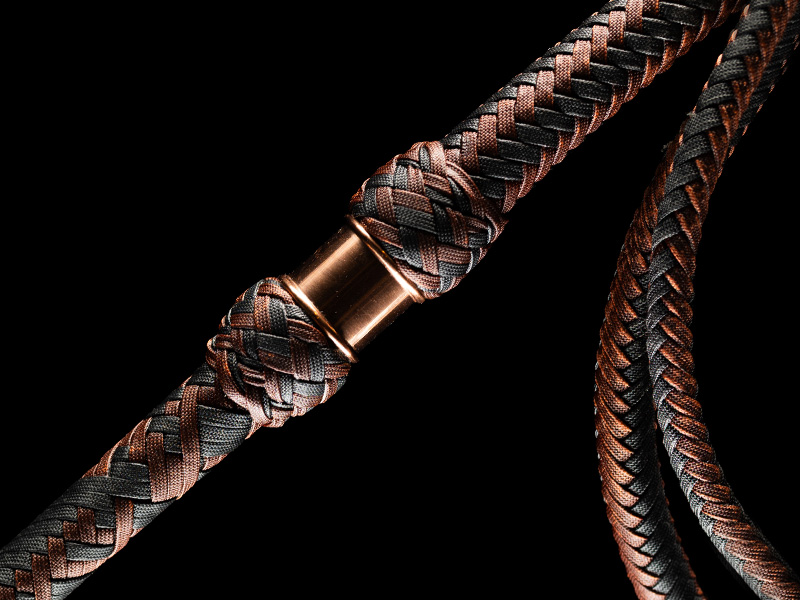 The transition of an 8 foot Blacksmith Bullwhip